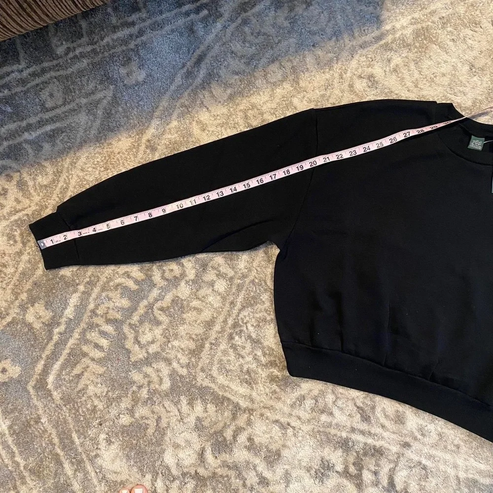 Wild Fable Sweatshirt size XXL Black Cropped Crewneck grunge goth emo layering‎ - Picture 7 of 10